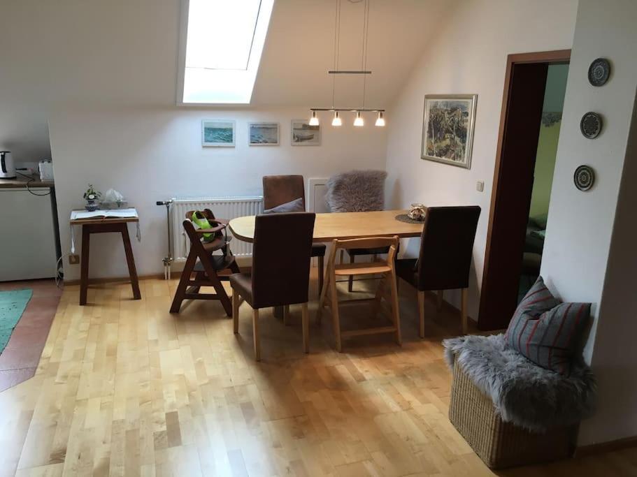 Ferienwohnung Zeit Fuer Dich Himmelkron Exterior foto
