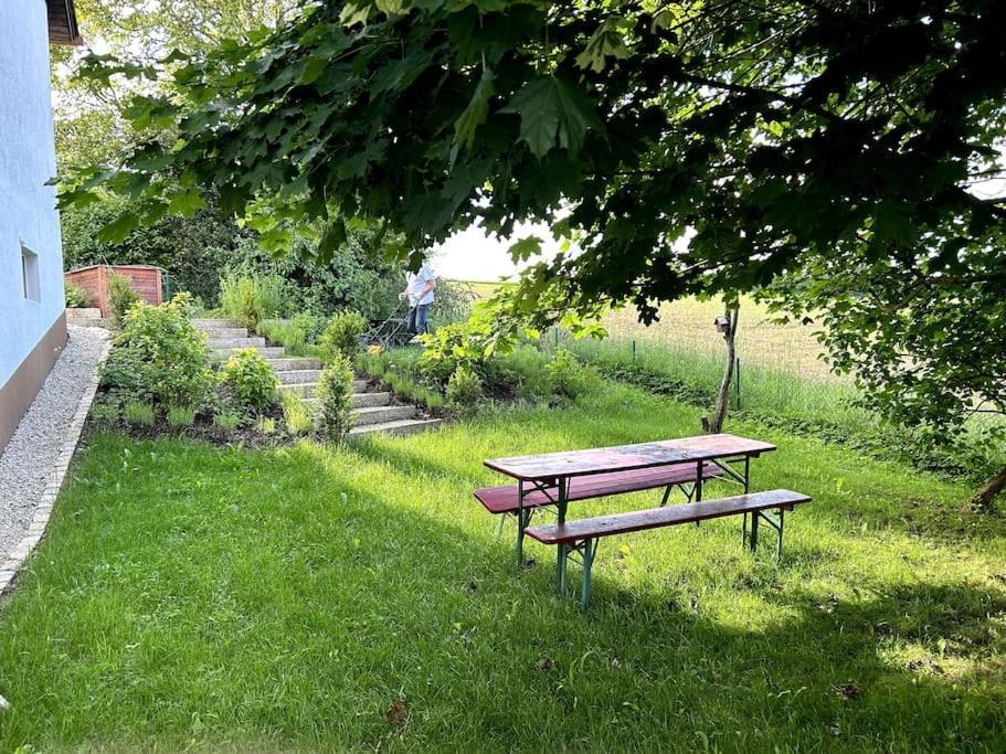 Ferienwohnung Zeit Fuer Dich Himmelkron Exterior foto
